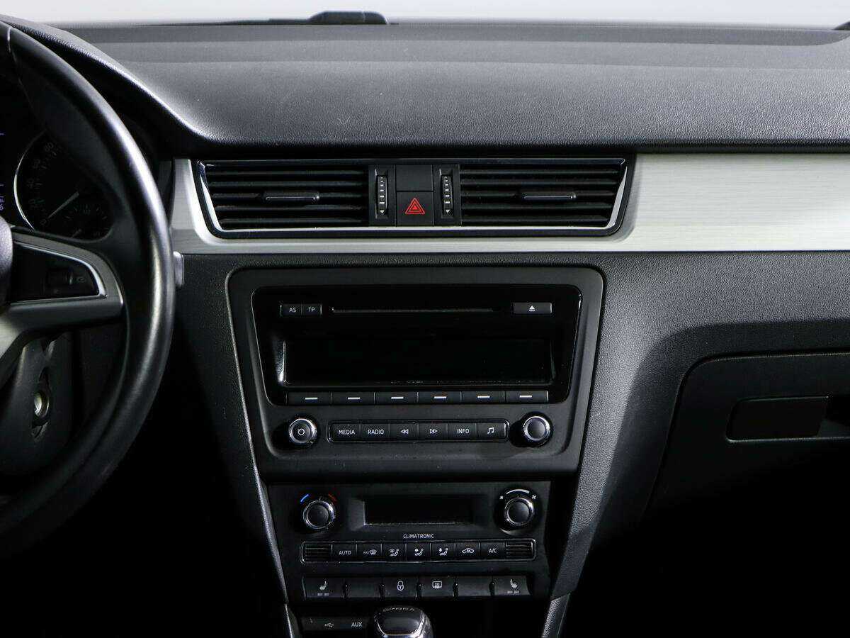 Skoda Rapid б/у, 2014, Автоматическая. Фото: #11