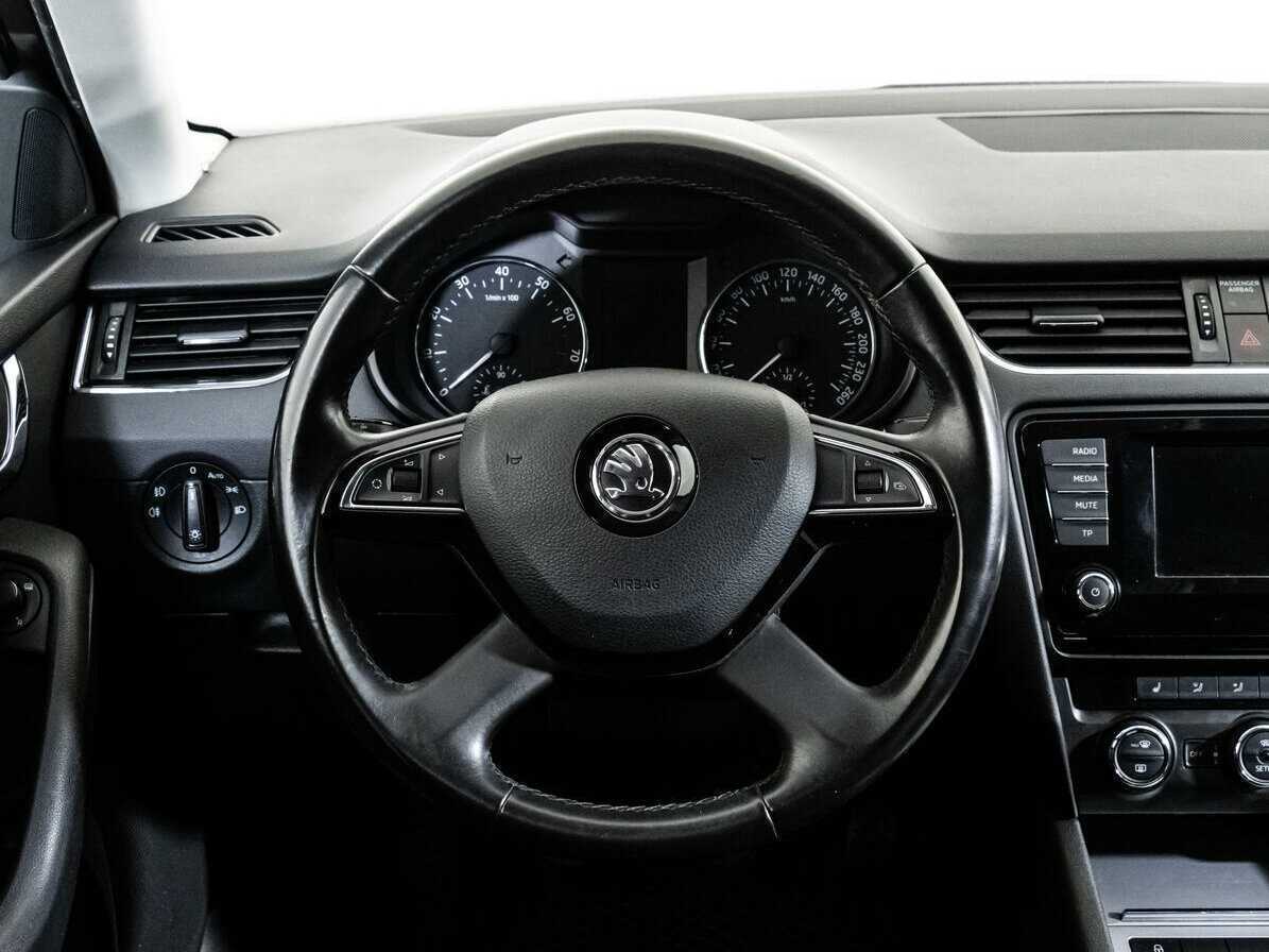 Skoda Octavia б/у, 2015, Механическая. Фото: #8