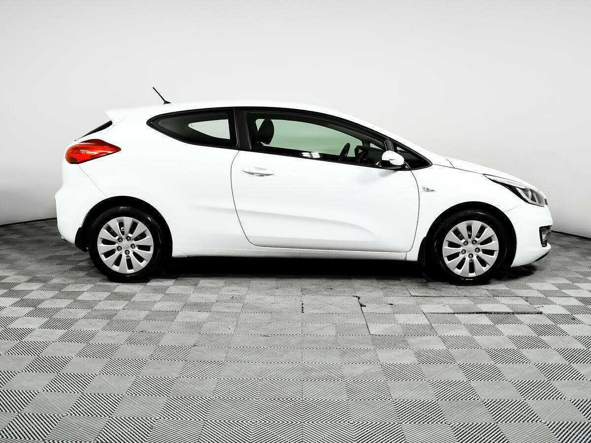 Kia Ceed б/у, 2013, Автоматическая. Фото: #3