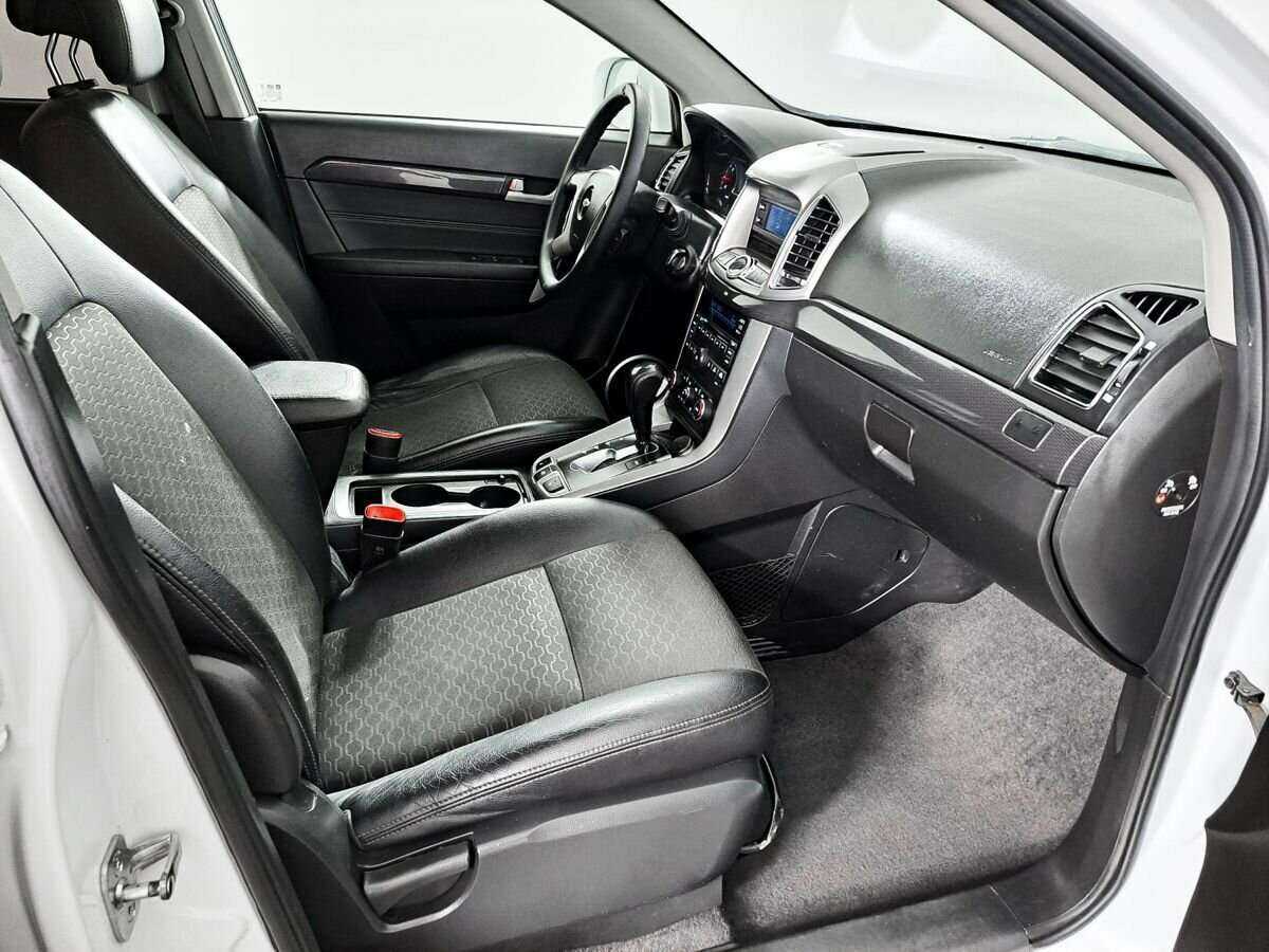 Chevrolet Captiva б/у, 2014, Автоматическая. Фото: #10