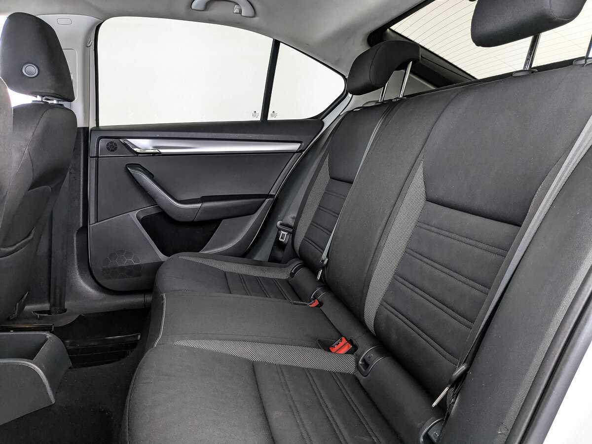 Skoda Octavia б/у, 2017, Механическая. Фото: #12