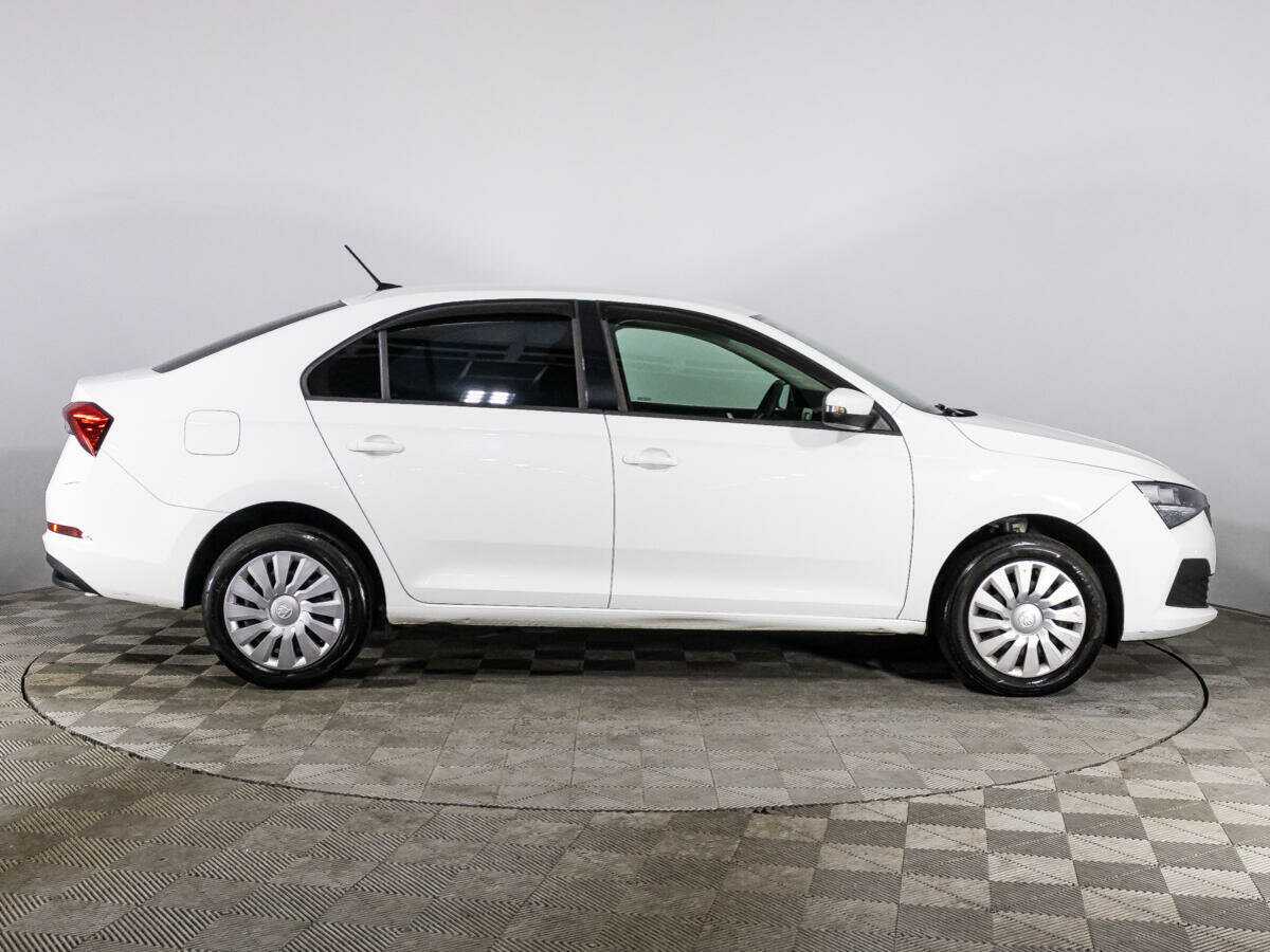 Skoda Rapid б/у, 2021, Автоматическая. Фото: #3