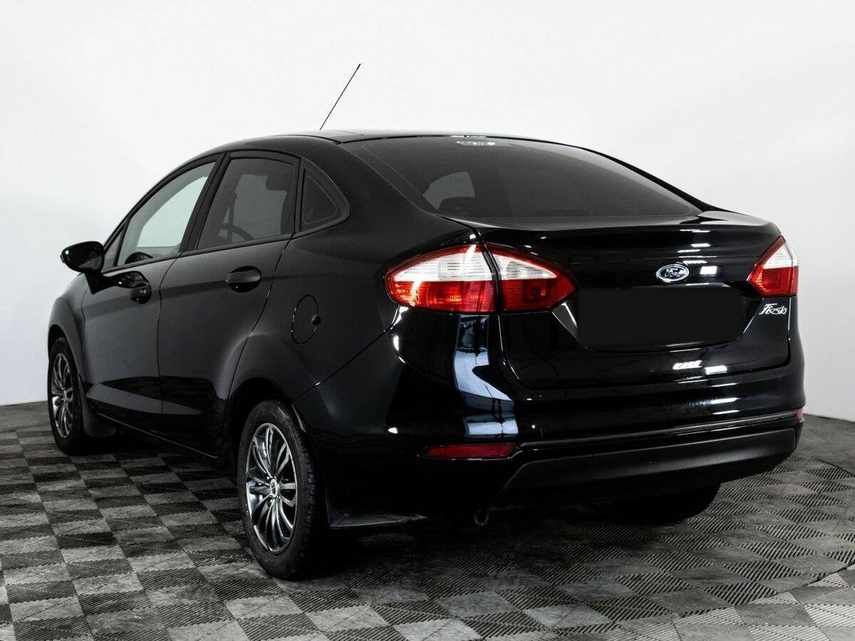 Ford Fiesta б/у, 2015, Механическая. Фото: #5