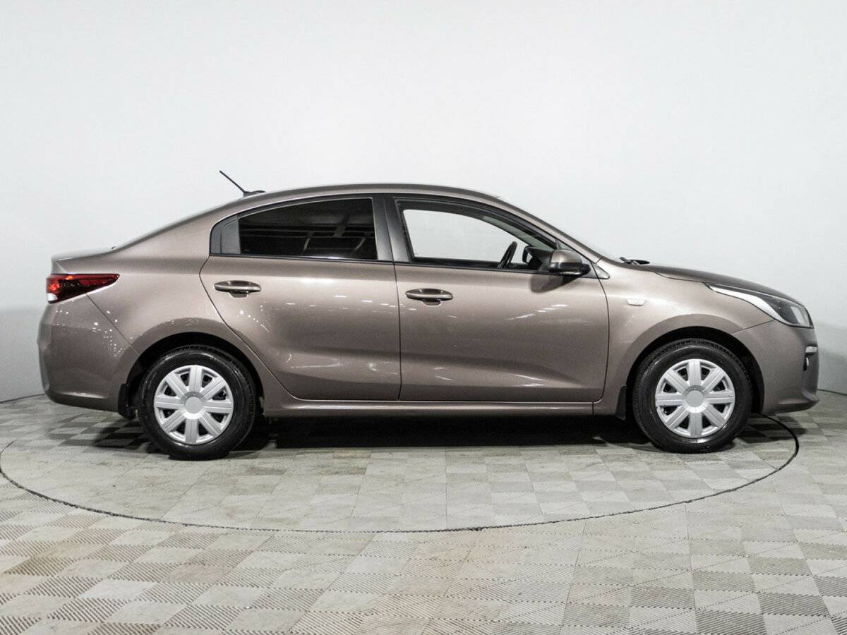 Kia Rio б/у, 2018, Автоматическая. Фото: #3