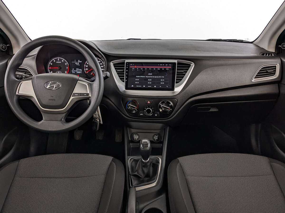 Hyundai Solaris б/у, 2019, Механическая. Фото: #8