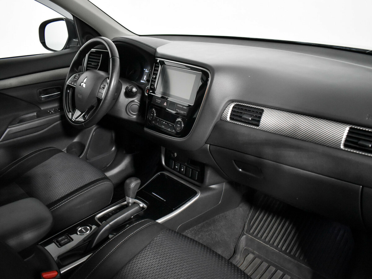 Mitsubishi Outlander б/у, 2018, Вариатор. Фото: #10