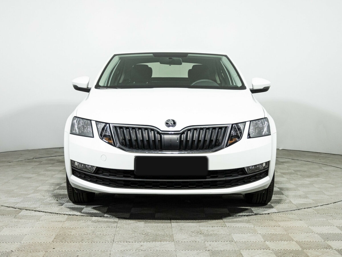 Skoda Octavia б/у, 2018, Механическая. Фото: #1