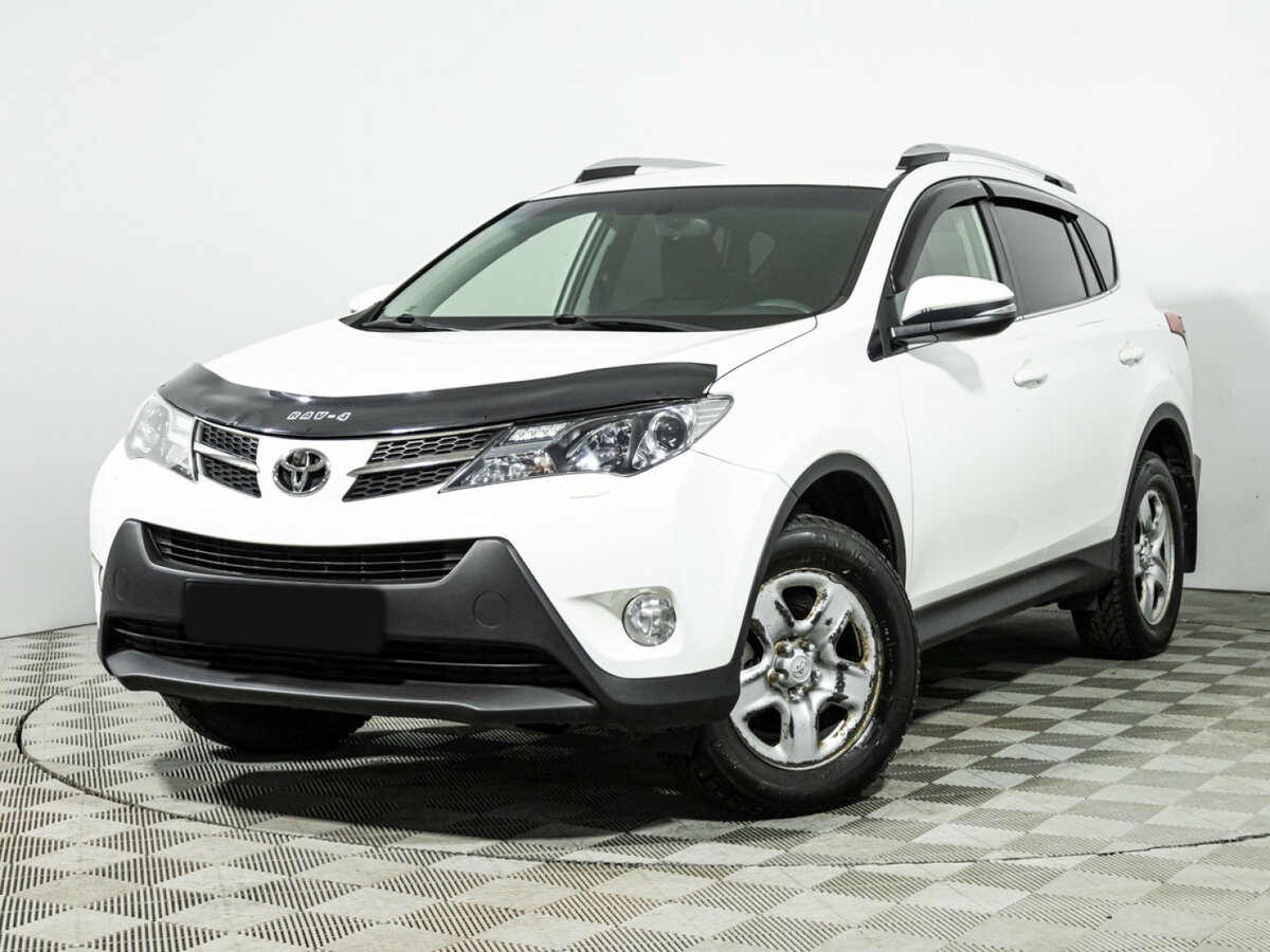 Toyota RAV4 б/у, 2014, Механическая. Посмотреть фото