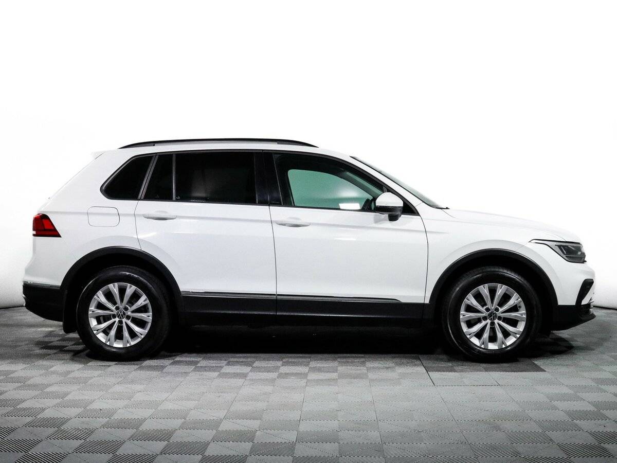 Volkswagen Tiguan б/у, 2021, Роботизированная. Фото: #3
