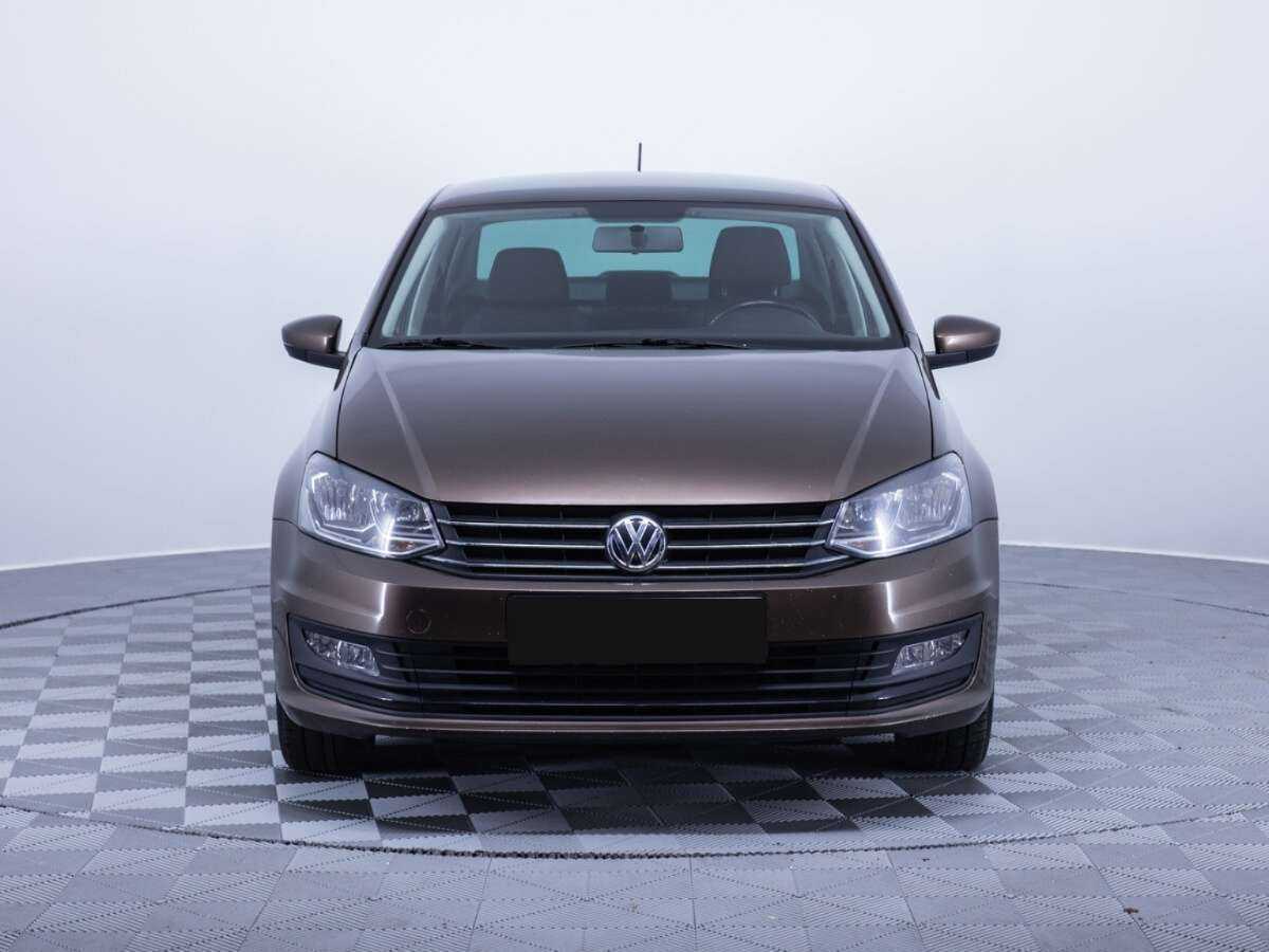 Volkswagen Polo б/у, 2019, Механическая. Фото: #1
