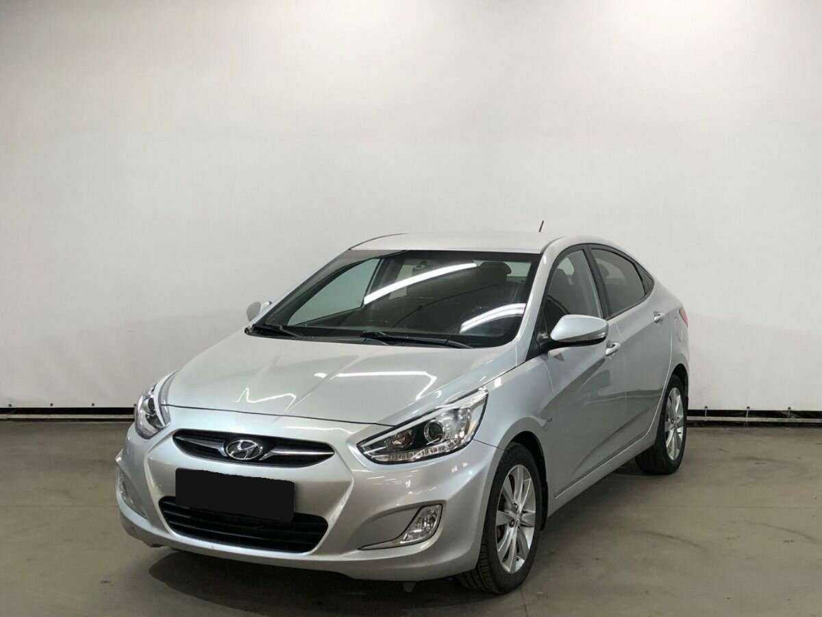 Hyundai Solaris б/у, 2014, Механическая. Посмотреть фото