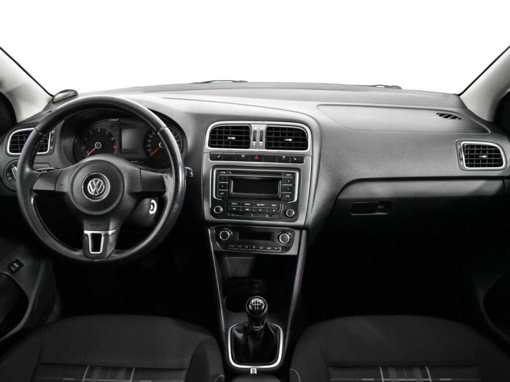 Volkswagen Polo б/у, 2015, Механическая. Фото: #11