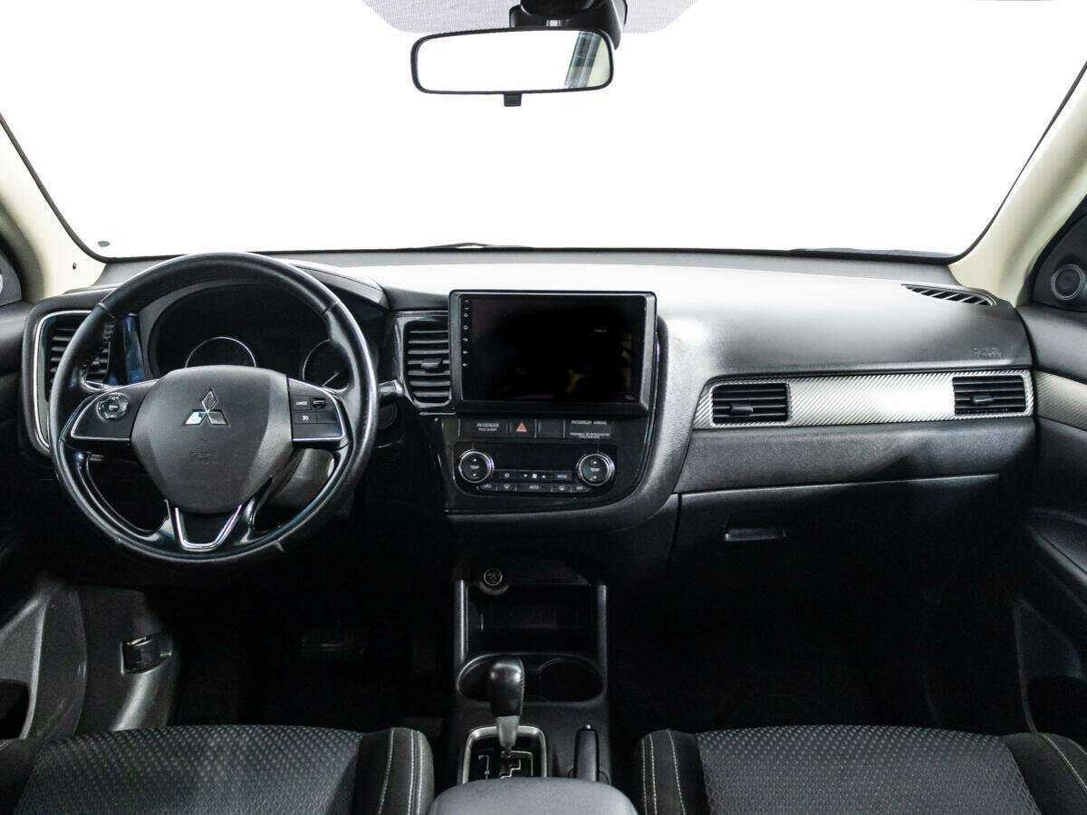 Mitsubishi Outlander б/у, 2016, Вариатор. Фото: #12