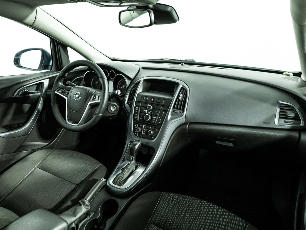 Opel Astra б/у, 2013, Автоматическая. Фото: #8