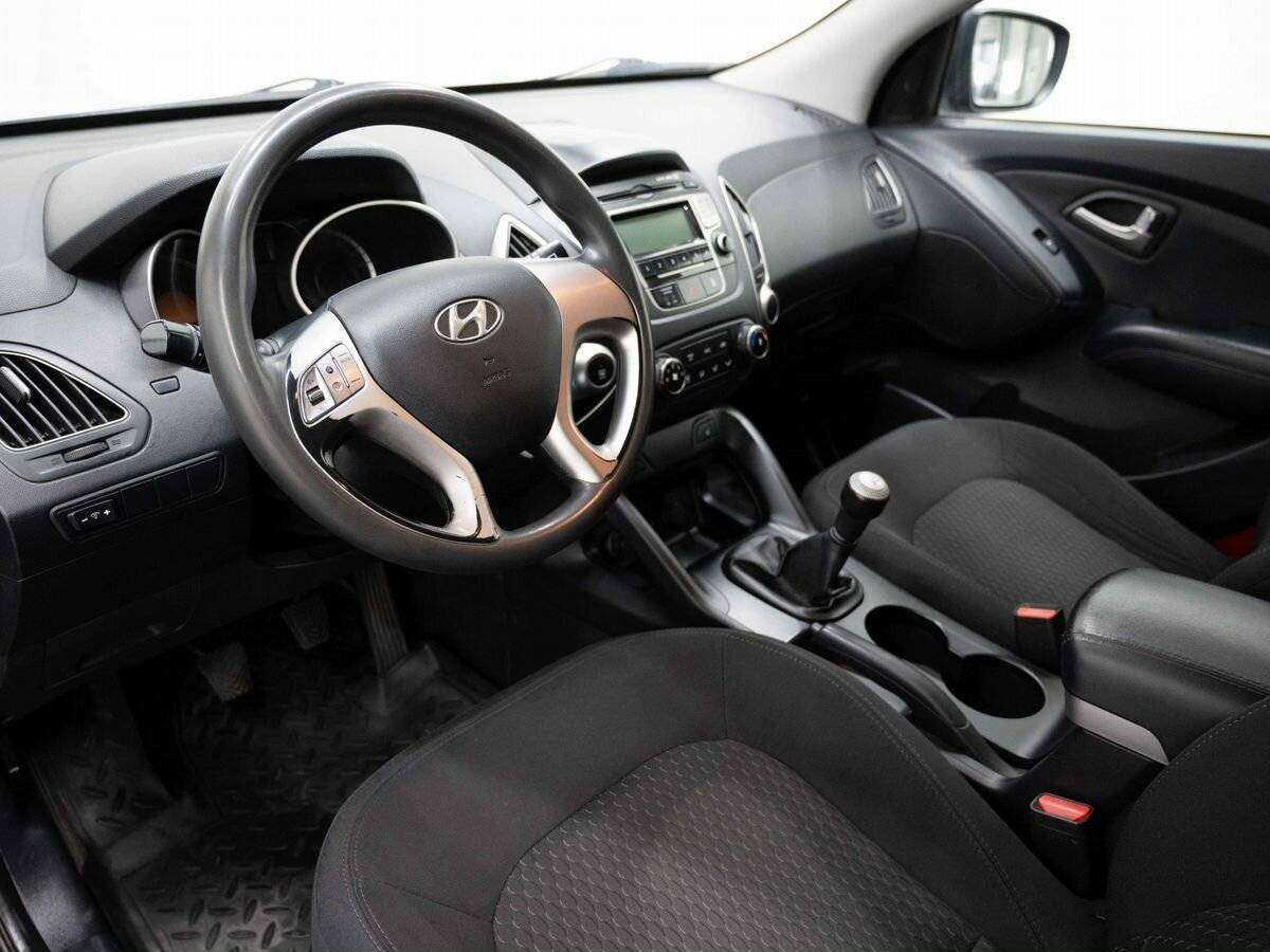 Hyundai ix35 б/у, 2013, Механическая. Фото: #5