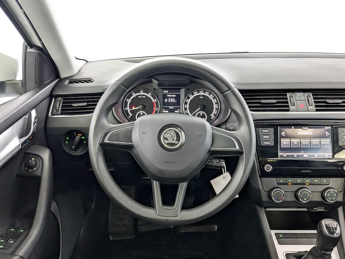 Skoda Octavia б/у, 2019, Механическая. Фото: #16