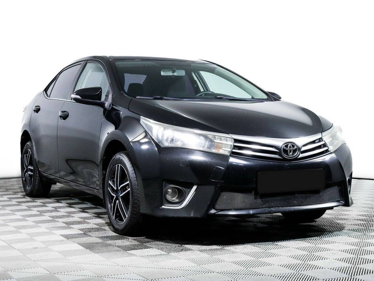 Toyota Corolla б/у, 2014, Механическая. Фото: #2