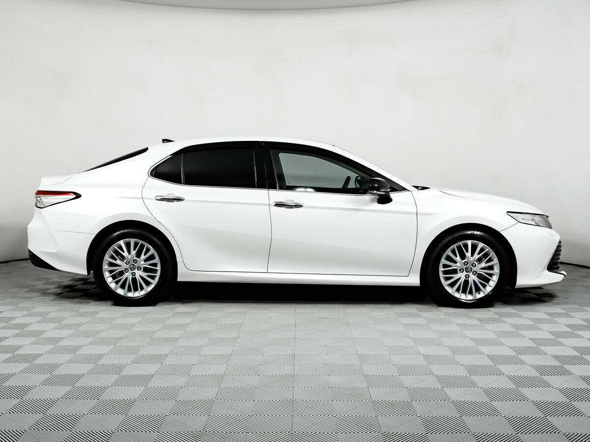 Toyota Camry б/у, 2019, Автоматическая. Фото: #3