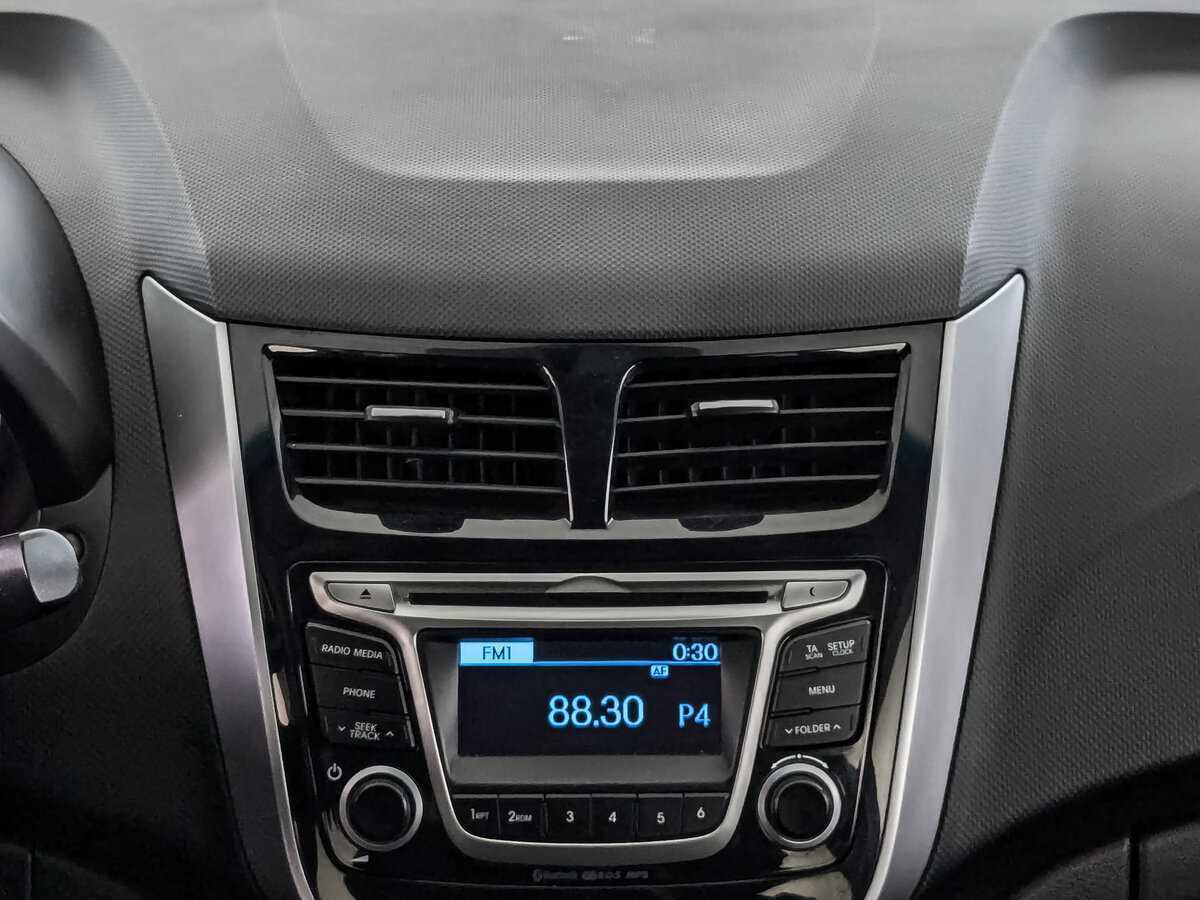 Hyundai Solaris б/у, 2015, Автоматическая. Фото: #12