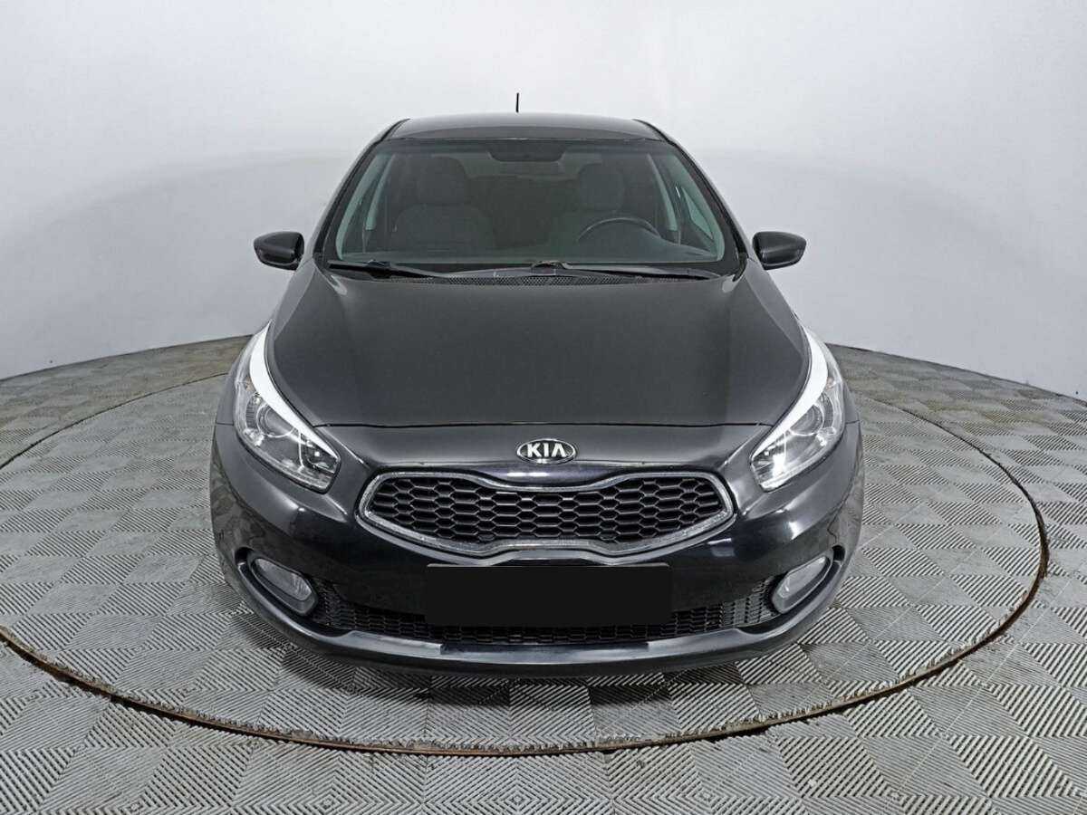 Kia Ceed б/у, 2012, Автоматическая. Фото: #1