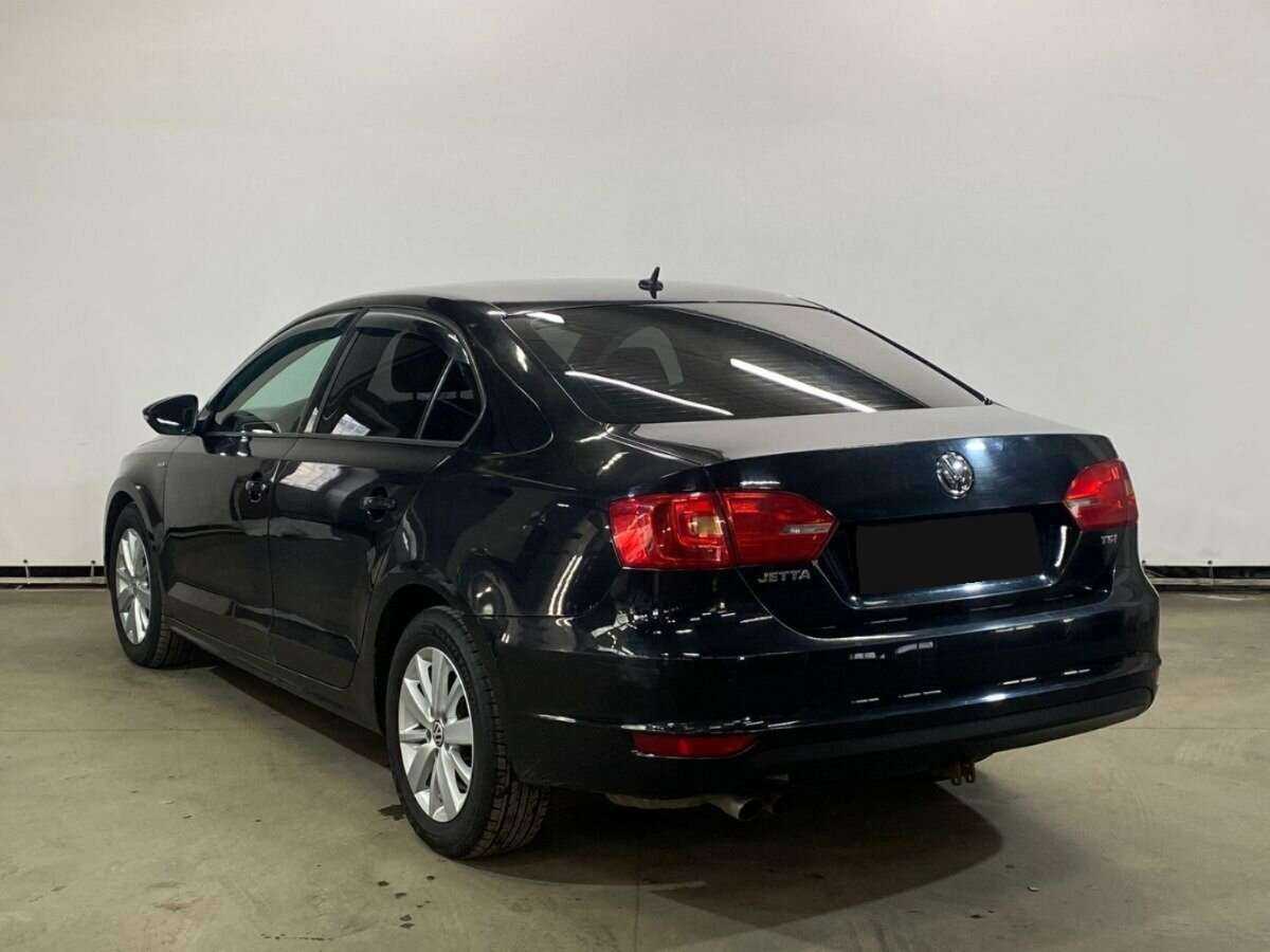 Volkswagen Jetta б/у, 2013, Механическая. Фото: #5
