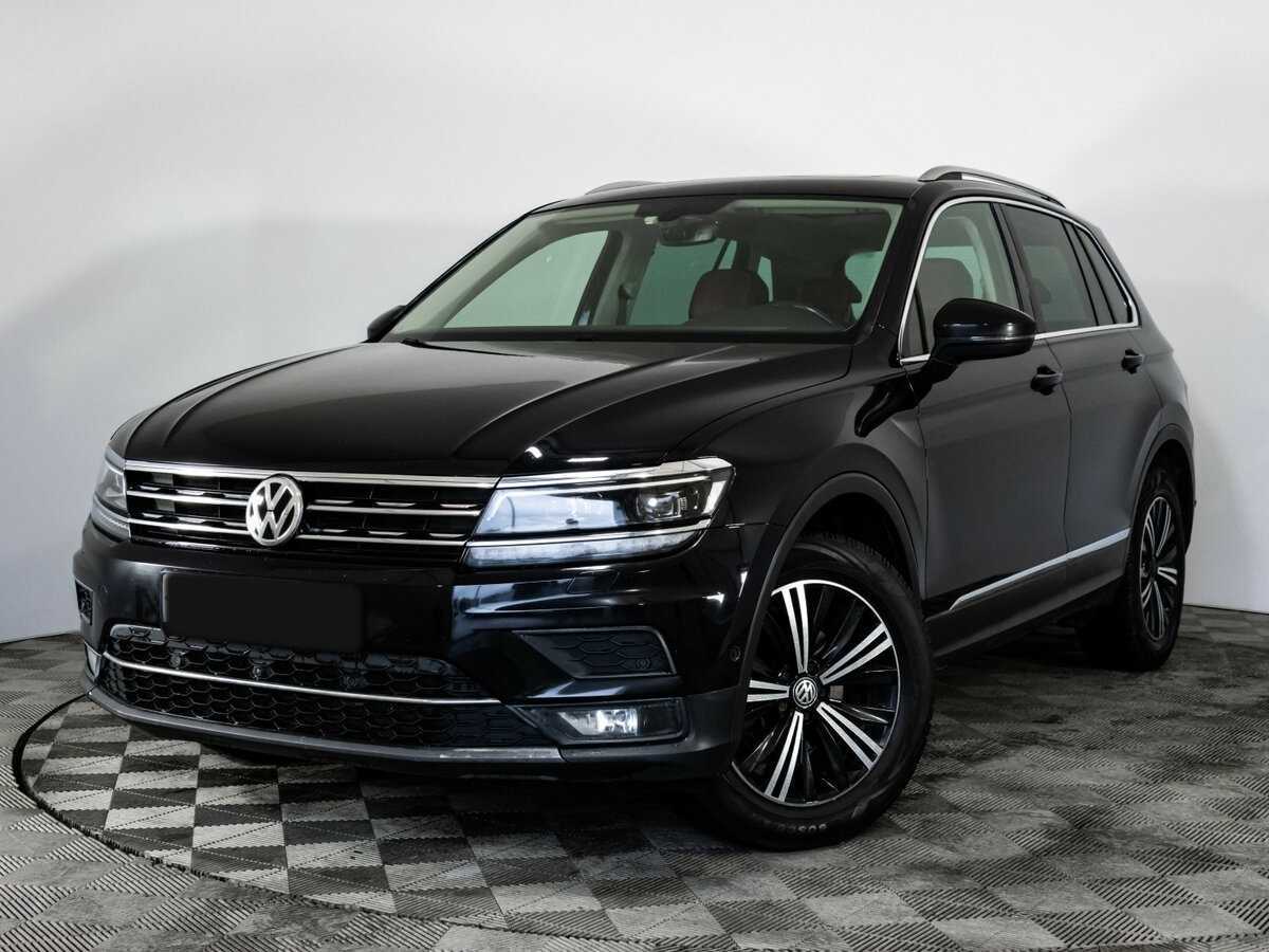 Volkswagen Tiguan б/у, 2018, Роботизированная. Посмотреть фото