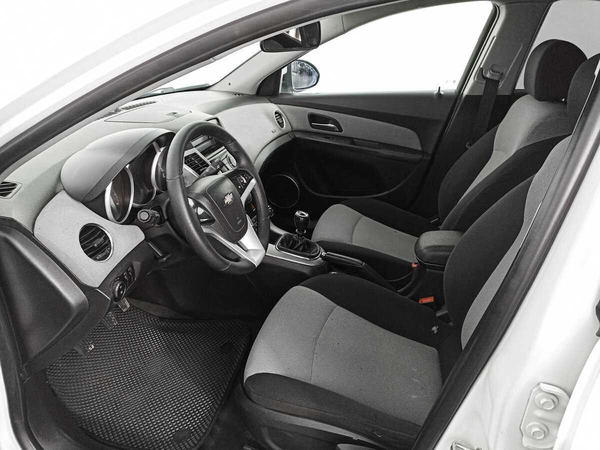 Chevrolet Cruze б/у, 2012, Механическая. Фото: #13