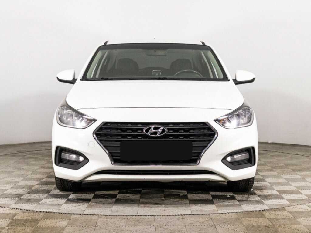 Hyundai Solaris б/у, 2017, Механическая. Фото: #1