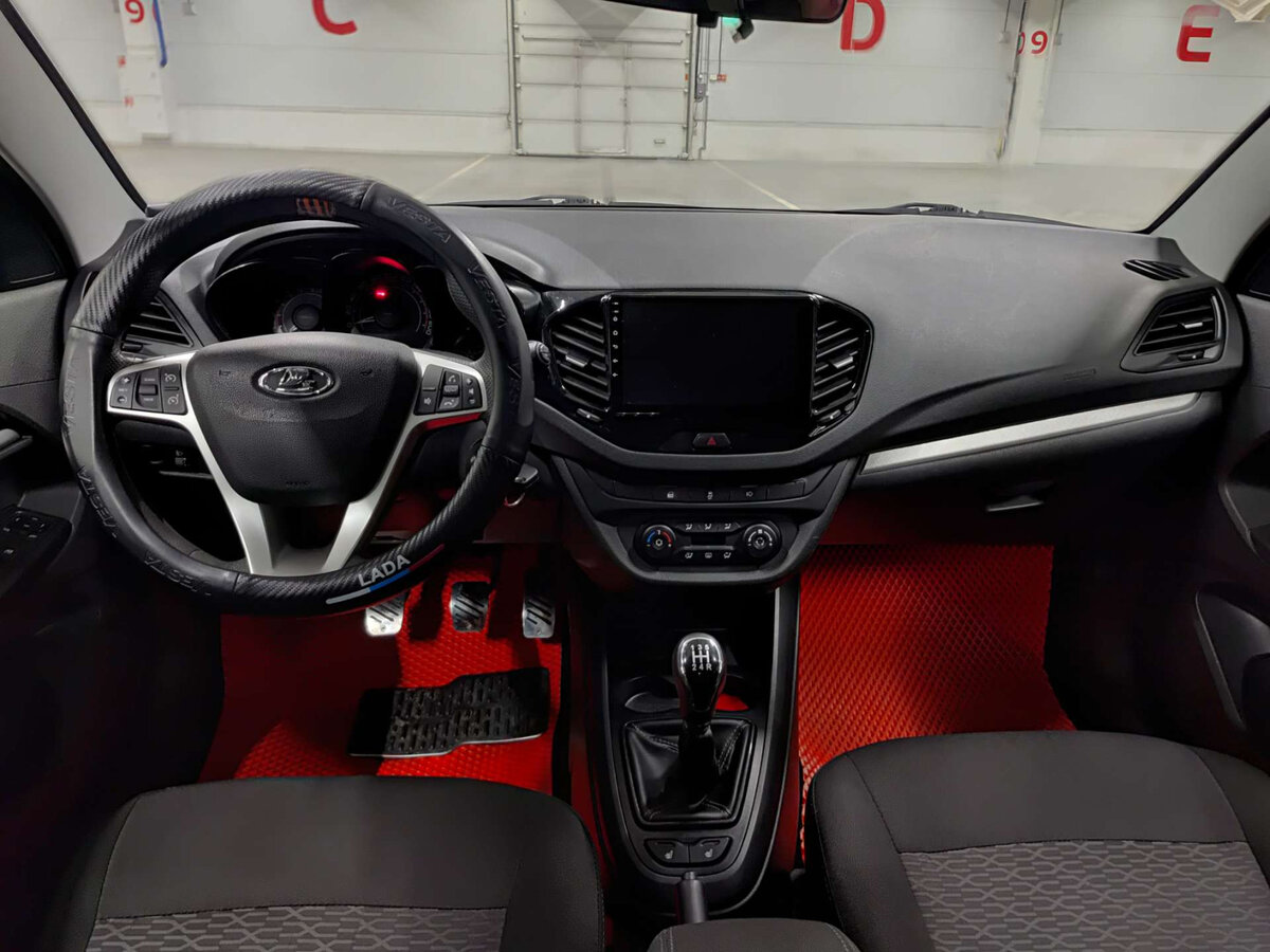 Lada (ВАЗ) Vesta б/у, 2018, Механическая. Фото: #13