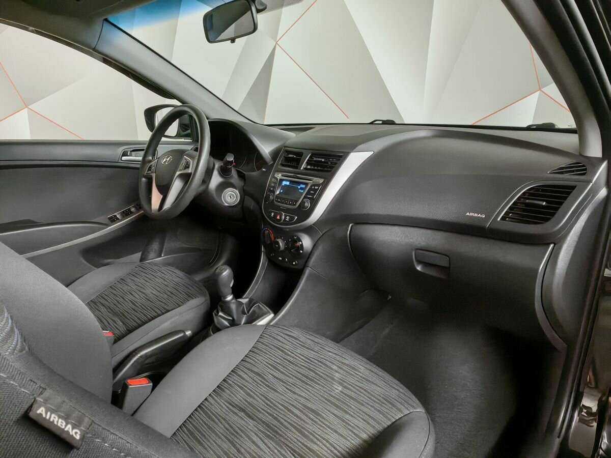 Hyundai Solaris б/у, 2016, Механическая. Фото: #7