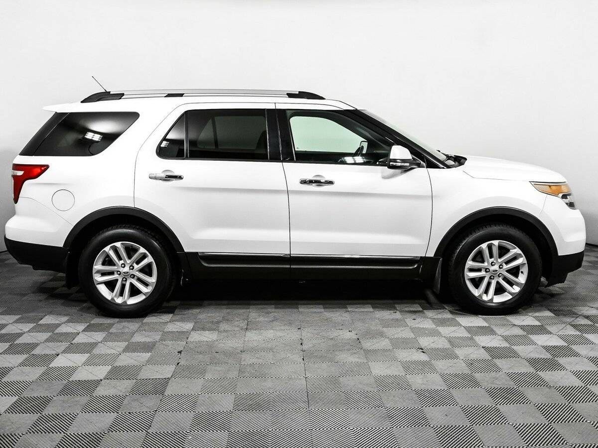Ford Explorer б/у, 2012, Автоматическая. Фото: #3