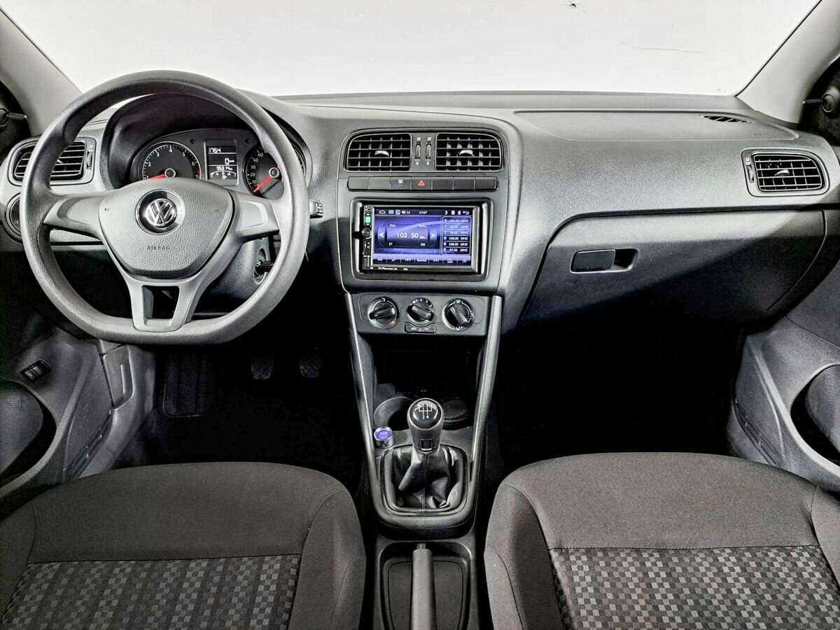 Volkswagen Polo б/у, 2018, Механическая. Фото: #10