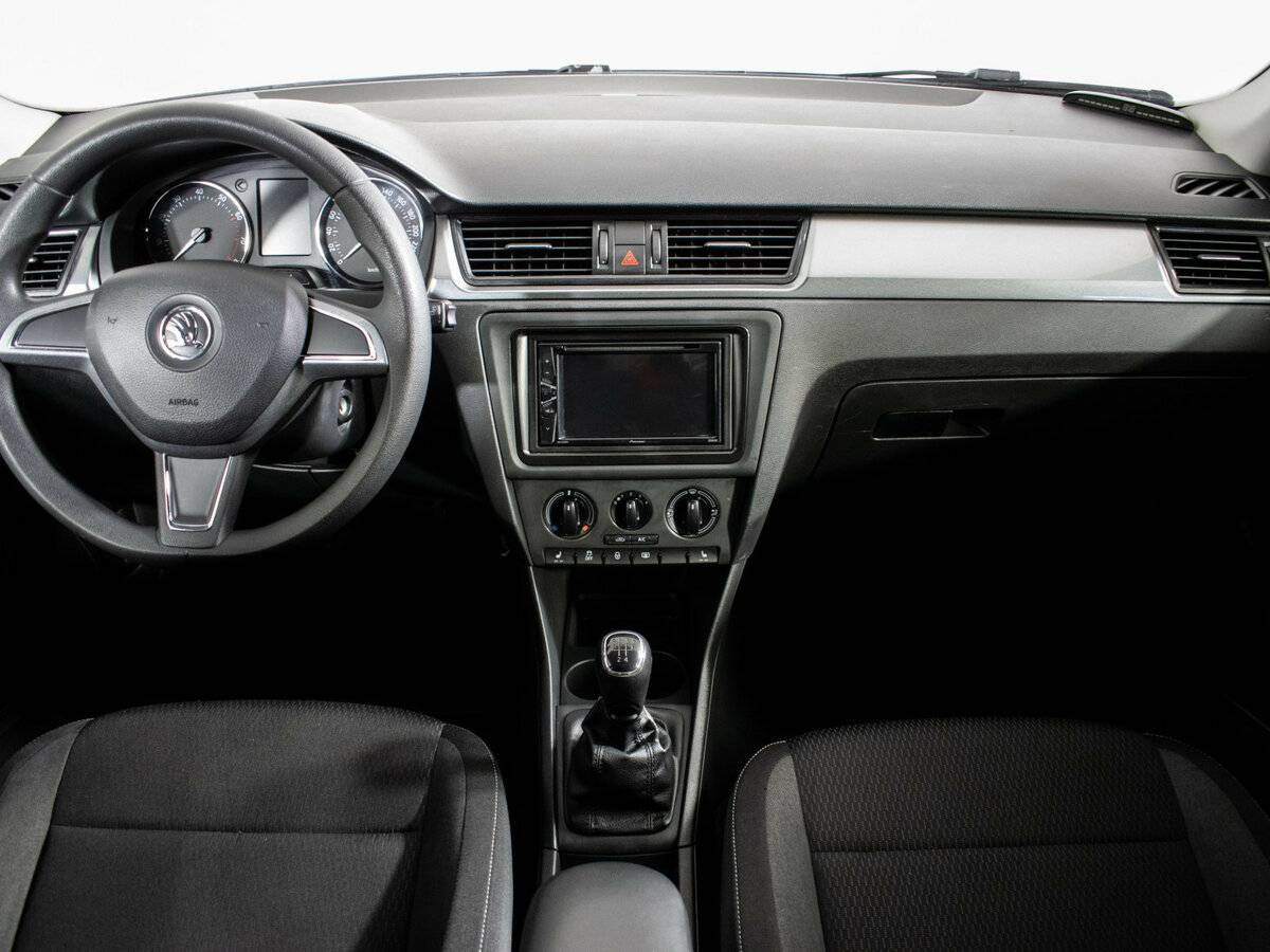 Skoda Rapid б/у, 2014, Механическая. Фото: #9