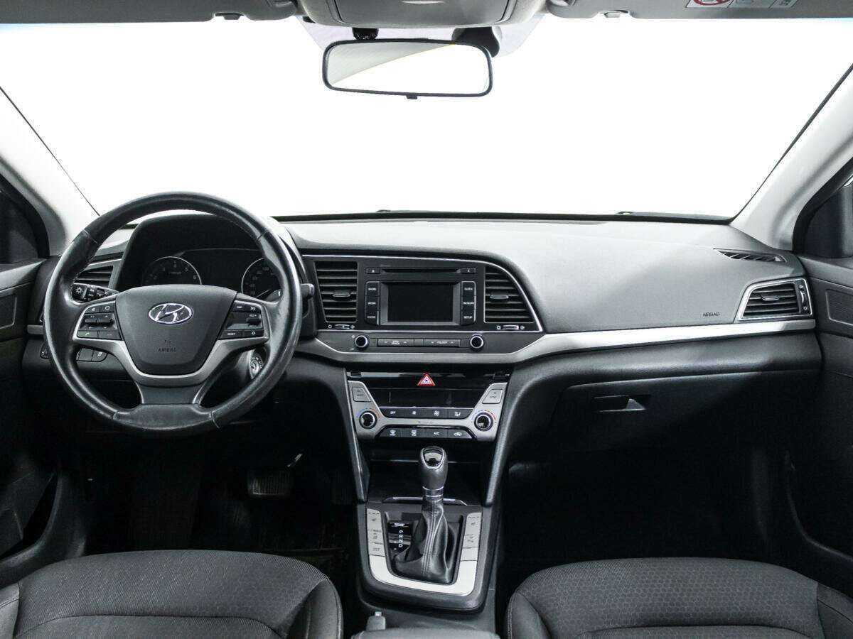 Hyundai Elantra б/у, 2017, Автоматическая. Фото: #12