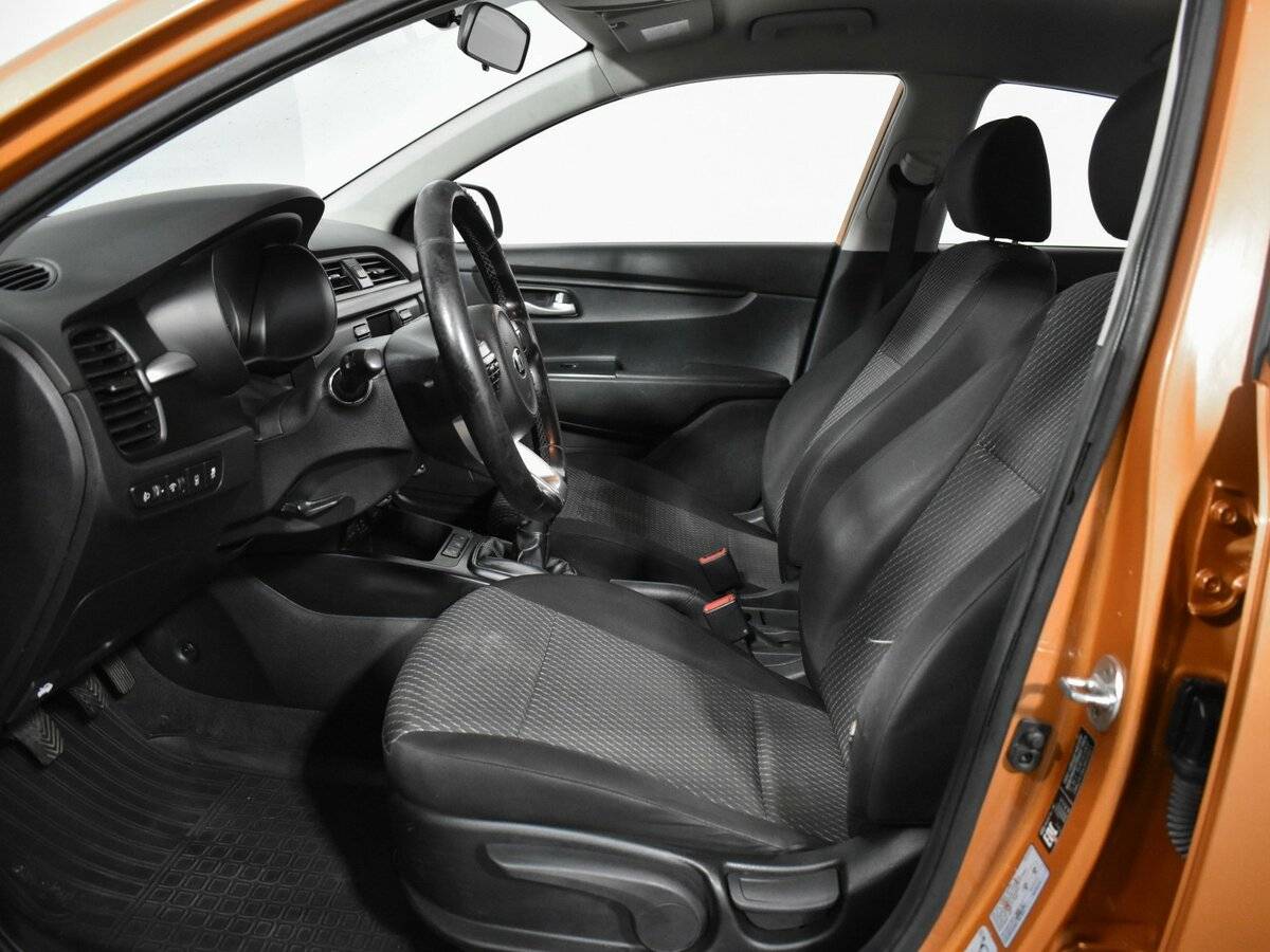 Kia Rio б/у, 2017, Механическая. Фото: #9