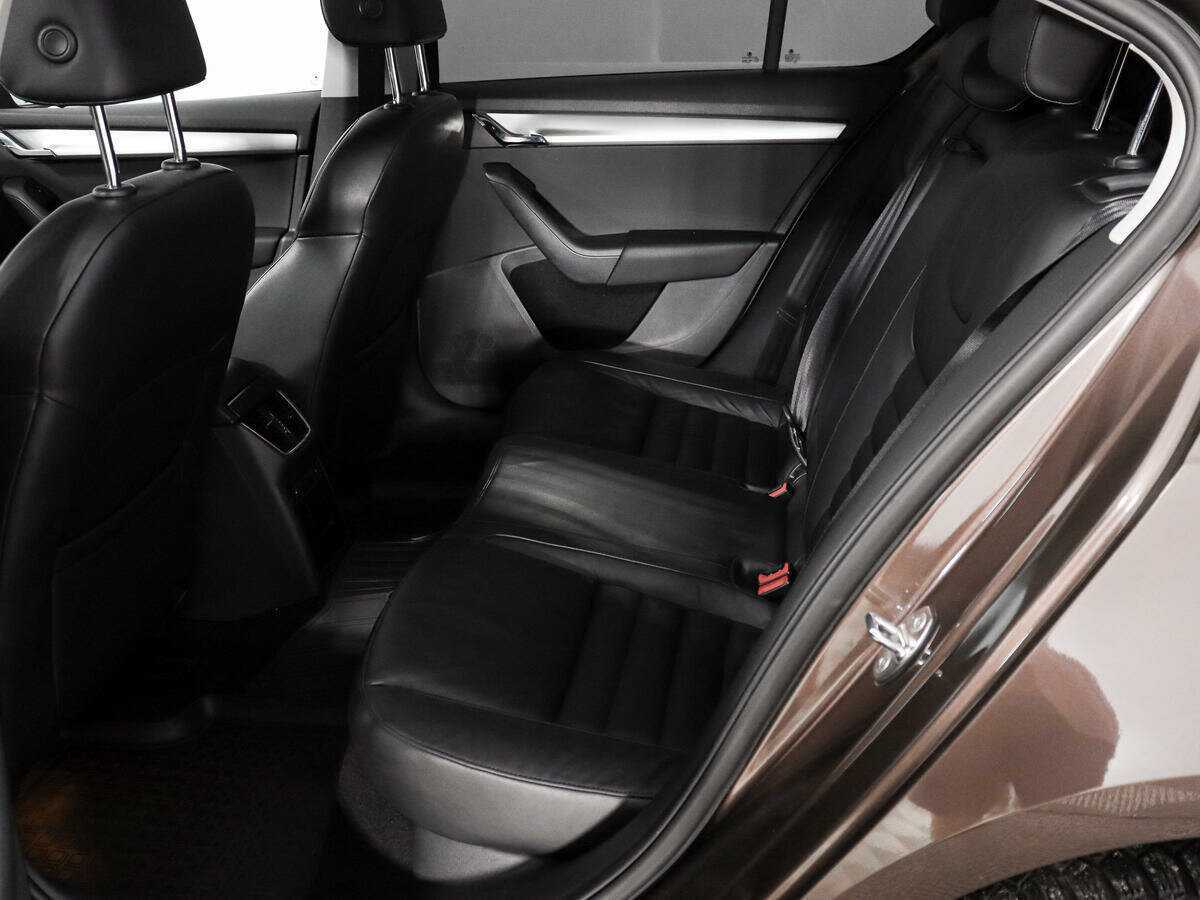 Skoda Octavia б/у, 2013, Механическая. Фото: #9