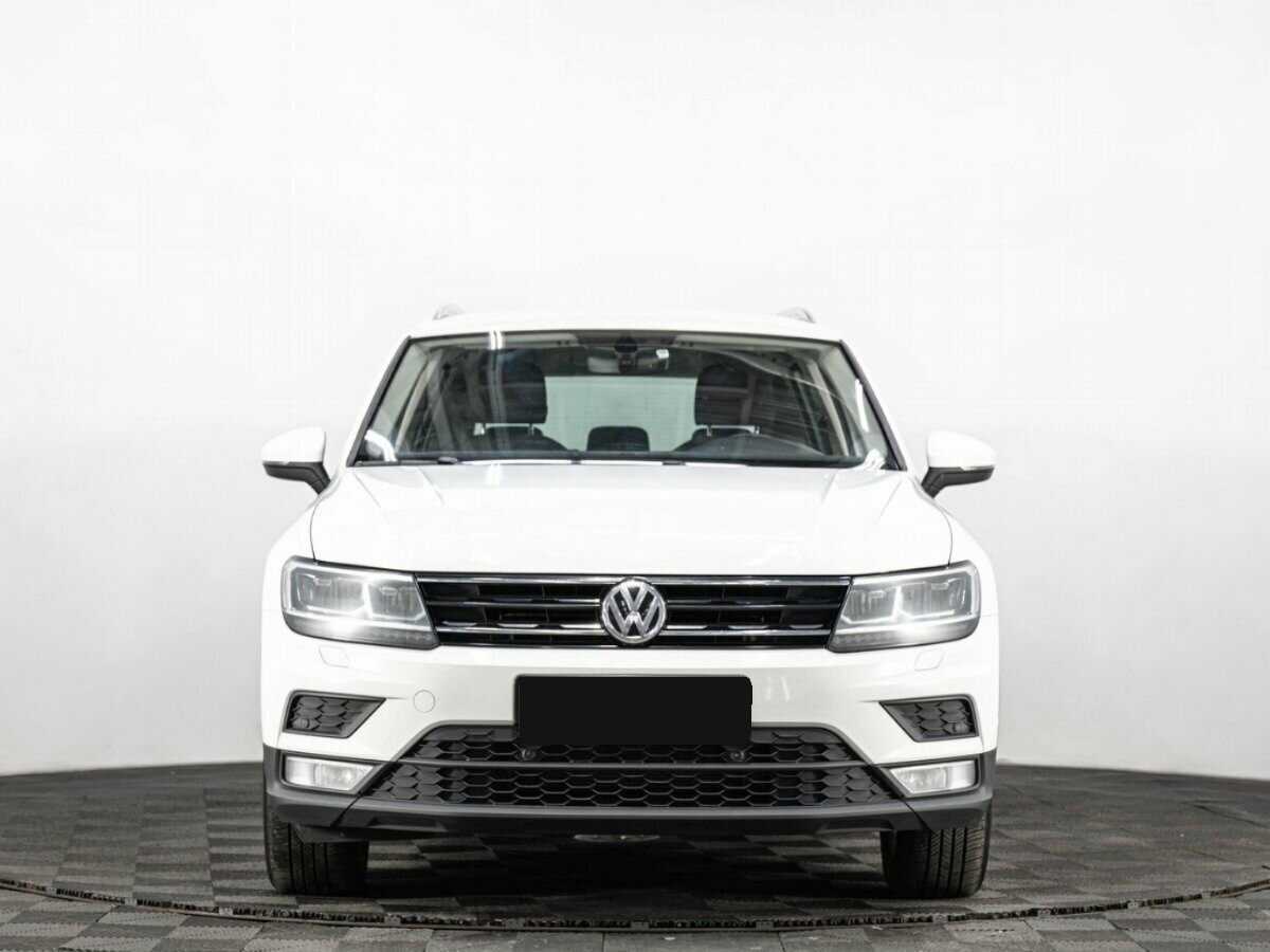 Volkswagen Tiguan б/у, 2017, Роботизированная. Фото: #1