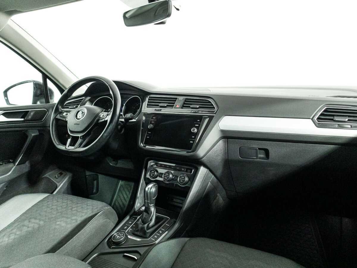 Volkswagen Tiguan б/у, 2017, Роботизированная. Фото: #8