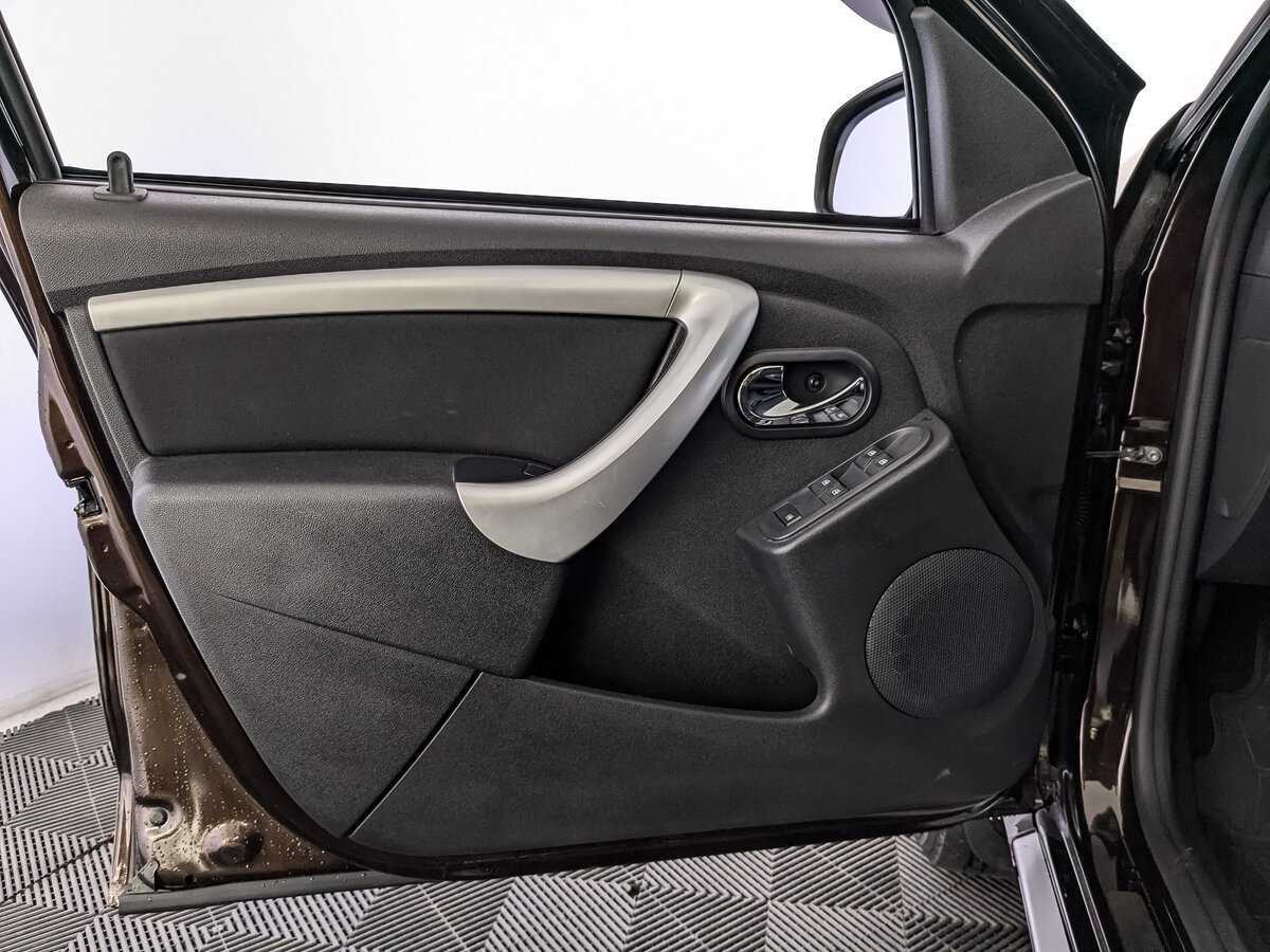 Nissan Terrano б/у, 2020, Механическая. Фото: #13