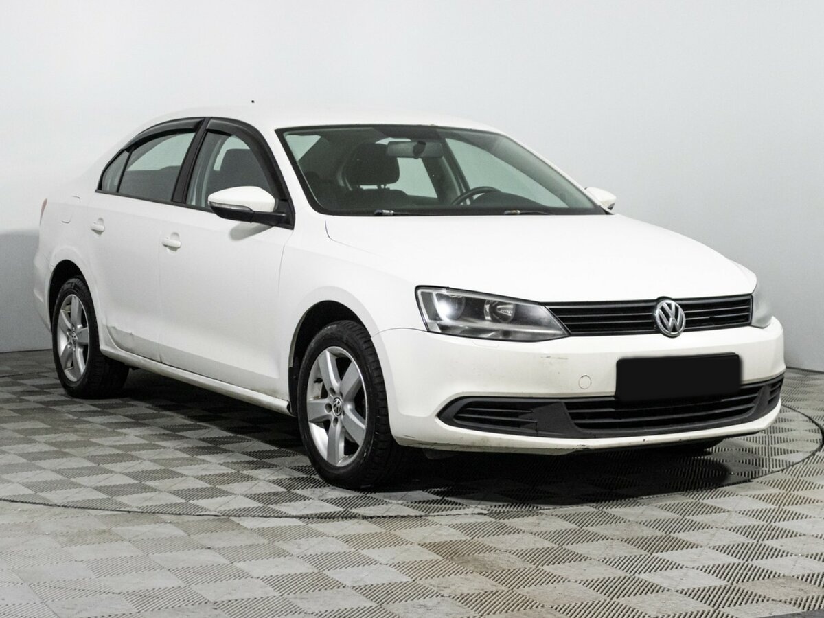 Volkswagen Jetta б/у, 2014, Автоматическая. Фото: #2