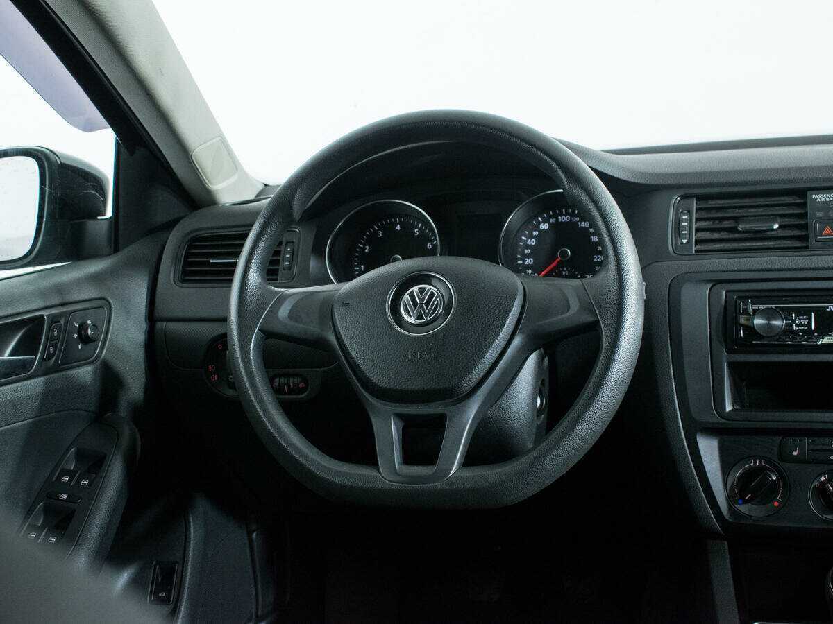 Volkswagen Jetta б/у, 2015, Механическая. Фото: #13