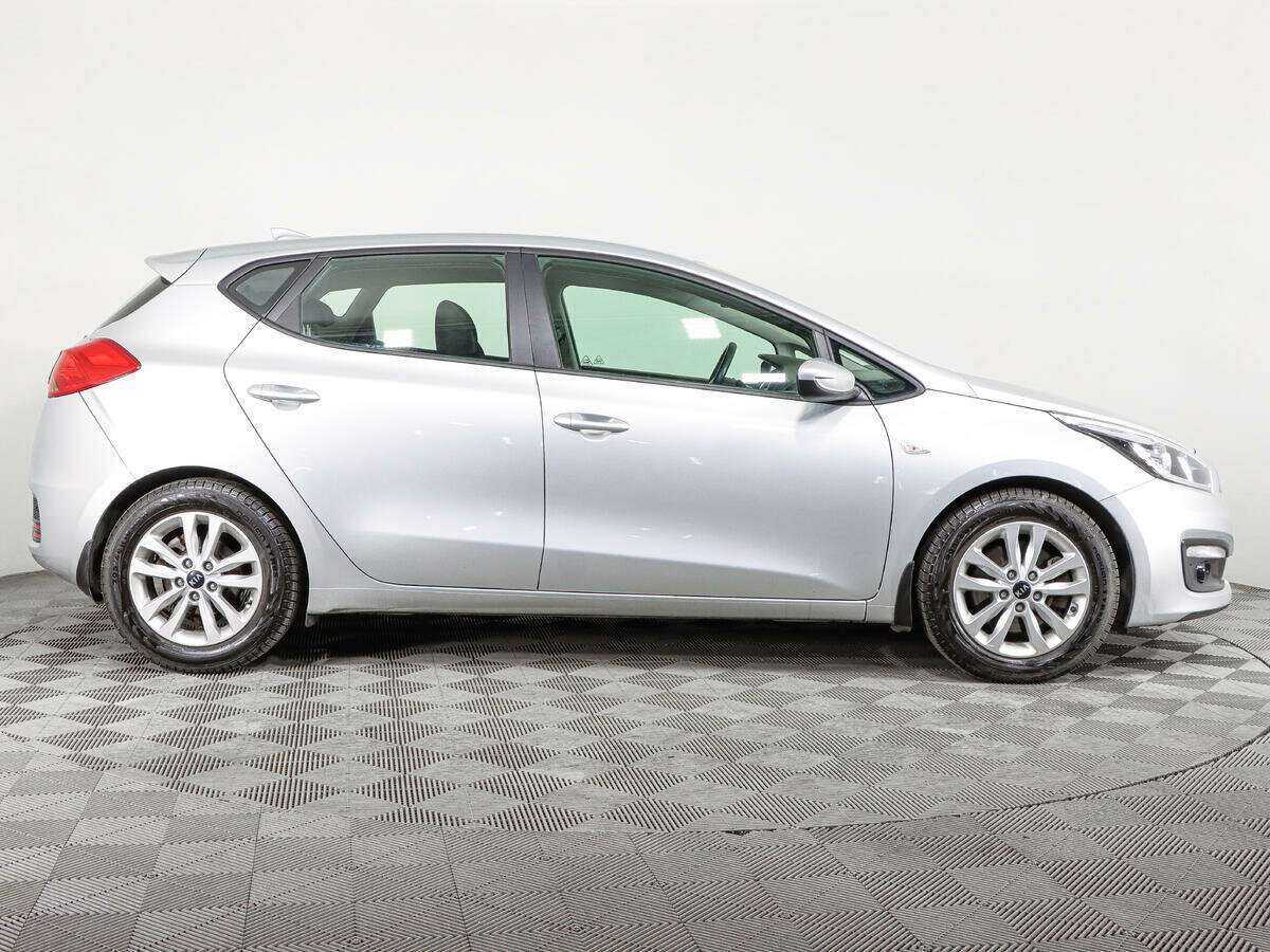 Kia Ceed б/у, 2017, Автоматическая. Фото: #3