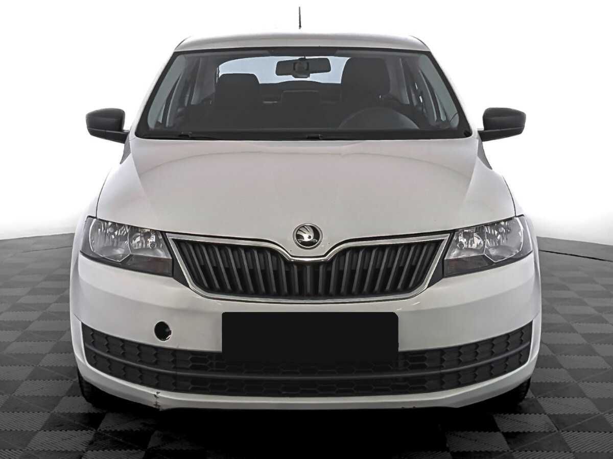 Skoda Rapid б/у, 2017, Механическая. Фото: #1