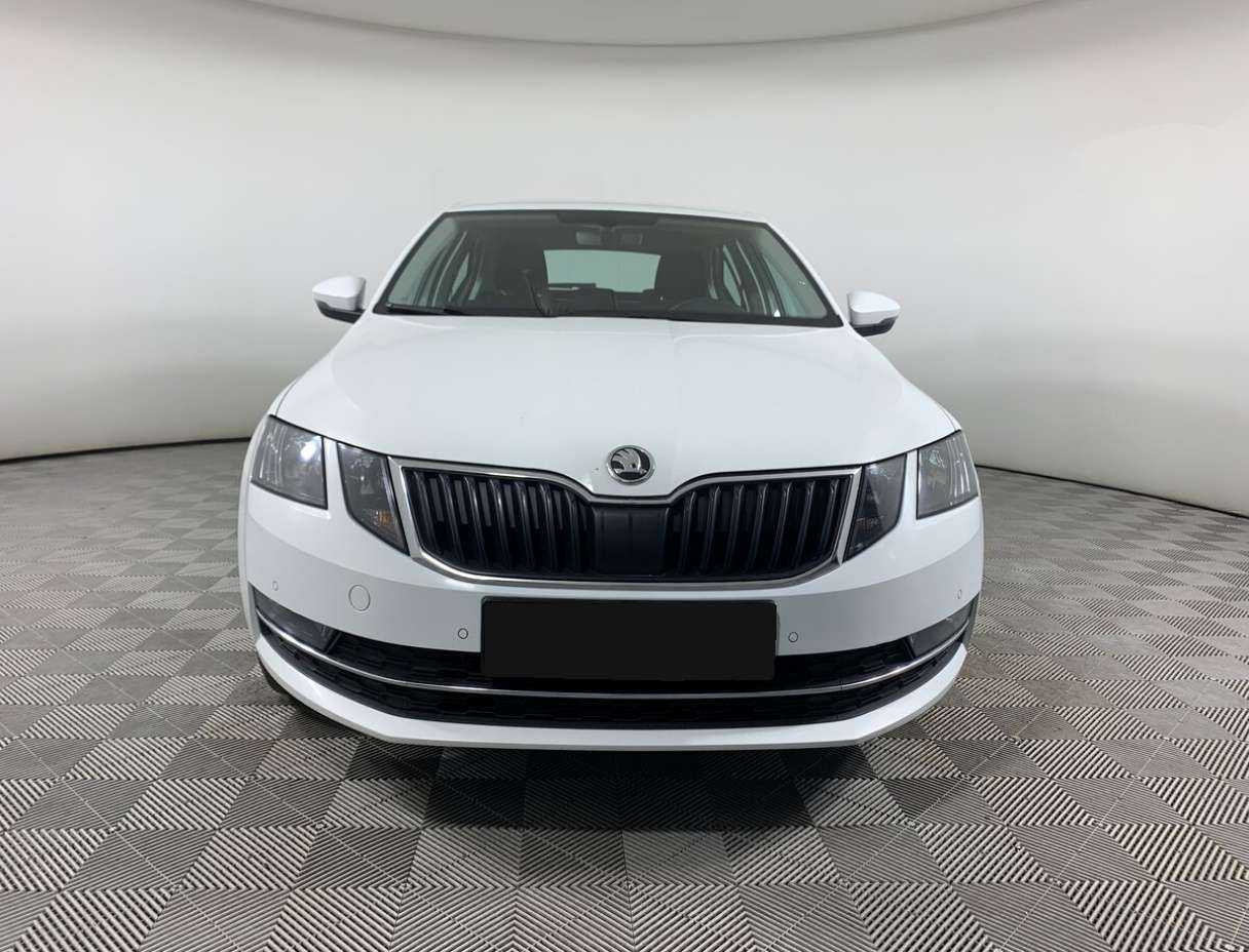 Skoda Octavia б/у, 2019, Роботизированная. Фото: #0