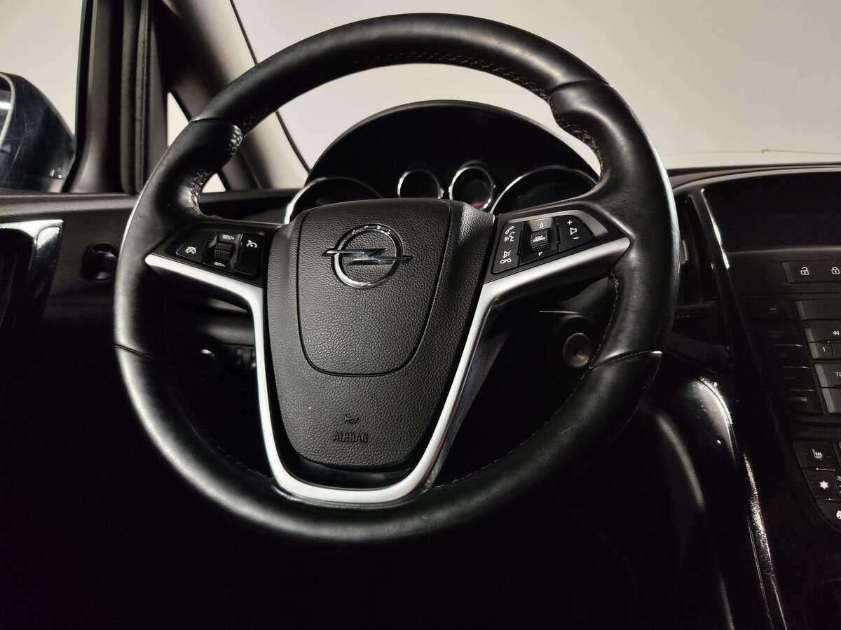 Opel Astra б/у, 2012, Автоматическая. Фото: #8