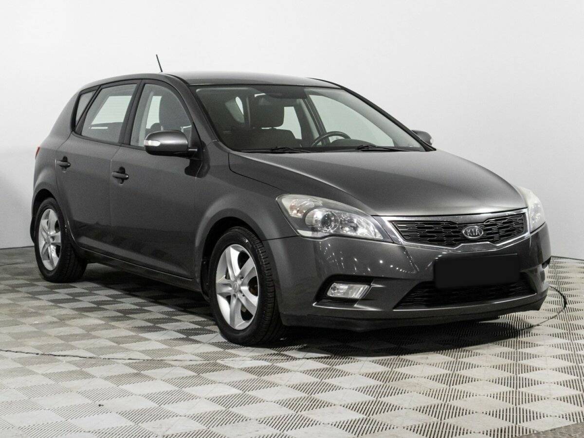 Kia Ceed б/у, 2012, Автоматическая. Фото: #2