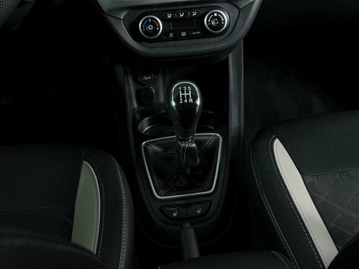Lada (ВАЗ) Vesta б/у, 2018, Механическая. Фото: #13