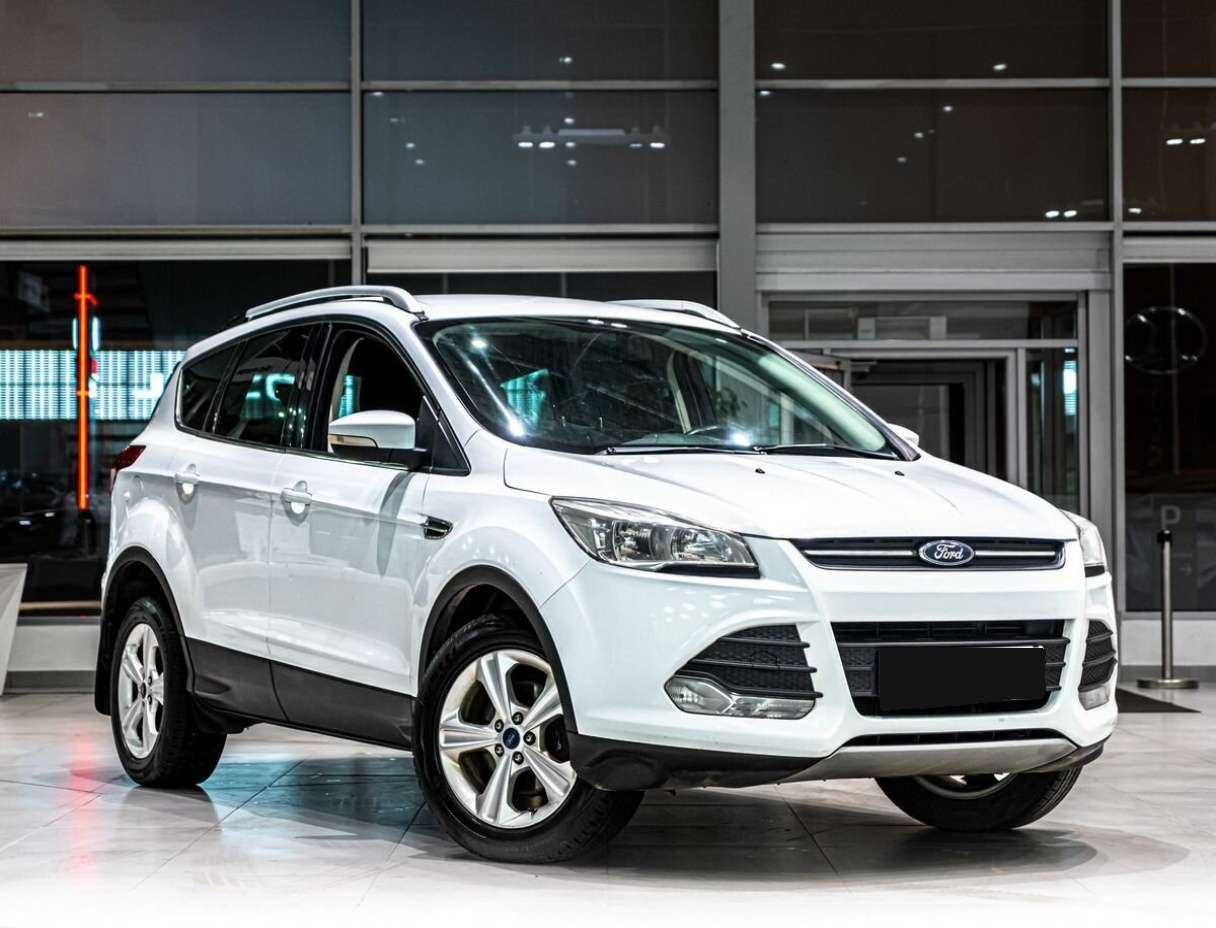 Ford Kuga б/у, 2014, Автоматическая. Фото: #1