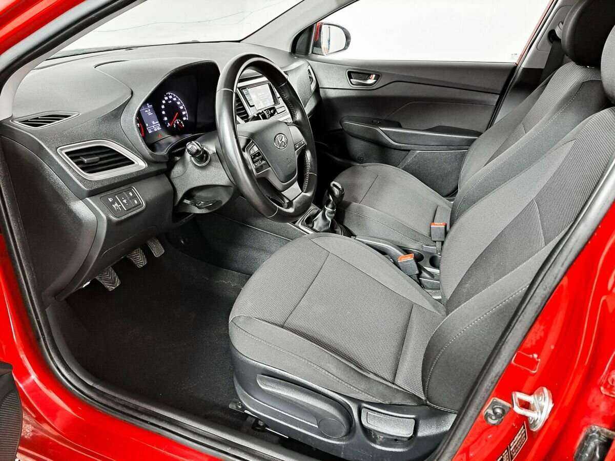 Hyundai Solaris б/у, 2019, Механическая. Фото: #13