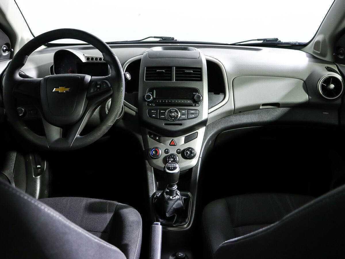 Chevrolet Aveo б/у, 2012, Механическая. Фото: #9